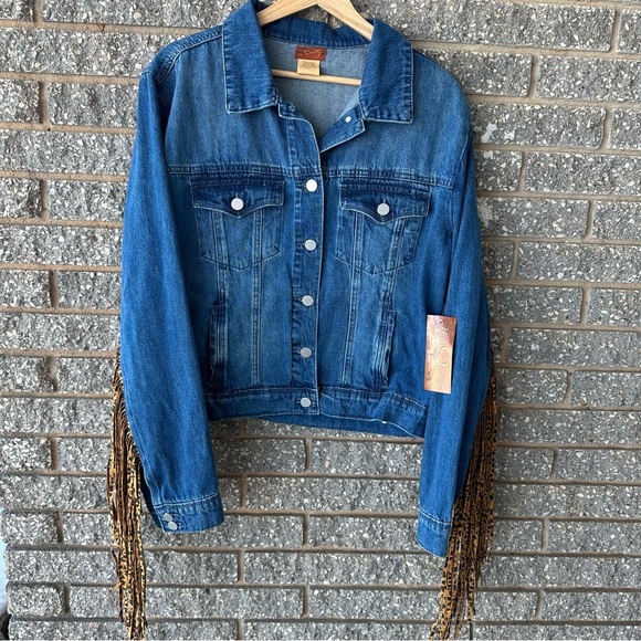 NWT Women’s Scully Fringe Cotton Blend Leopard Cheetah Western Denim Jacket XL - Picture 2 of 13